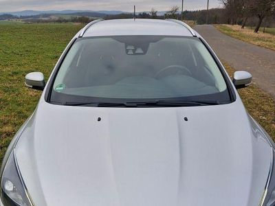 Gebraucht Ford Focus Titanium 125 PS (91 kW) 2018 Silber Limousine