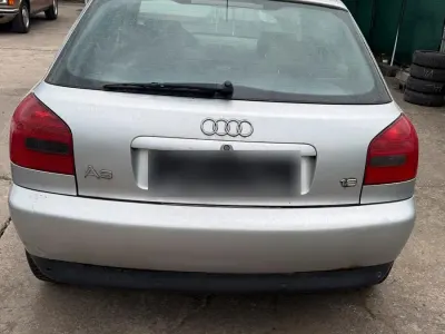 Gebraucht Audi A3 100 PS (73 kW) 2000 Silber Kleinwagen