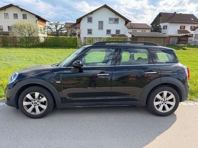 Second-hand Mini ONE 102 CP (75 kW) 2018 Negru Hatchback