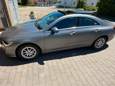 Gebraucht Mercedes CLA180 136 PS (100 kW) 2020 Grau Limousine