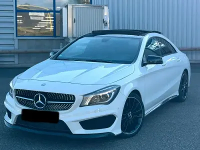 Gebraucht Mercedes CLA220 AMG line 170 PS (125 kW) 2015 Weiß Coupé