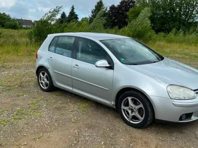 Gebraucht VW Golf V 90 PS (66 kW) 2008 Silber Kleinwagen
