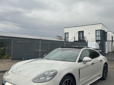 Grau Gebraucht 2017 Porsche Panamera 4S Limousine | 63.500 € (Teuer)