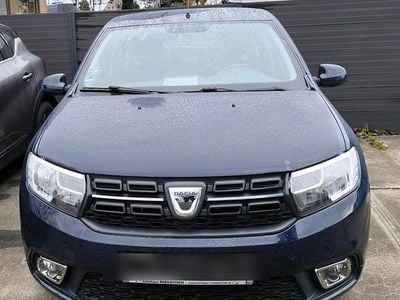 Blau Gebraucht 2017 Dacia Sandero Kleinwagen | 6.300 € (Guter Preis)