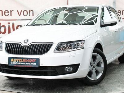 Gebraucht Skoda Octavia Elegance 179 PS (131 kW) 2013 Weiß Limousine