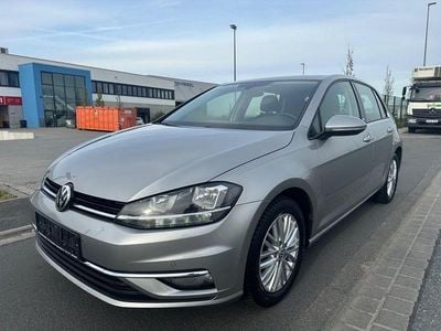 Gebraucht VW Golf VII 116 PS (85 kW) 2019 Grau Limousine