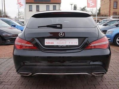 Gebraucht Mercedes CLA200 Shooting Brake 156 PS (114 kW) 2018 Kosmosschwarz met. (metallic) Kombi