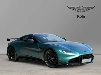 Gebraucht Aston Martin V8 Vantage 534 PS (392 kW) 2023 Gruen Coupé
