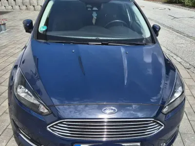 Gebraucht Ford Focus Titanium 150 PS (110 kW) 2016 Blau Kombi
