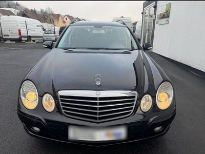 Mercedes E220