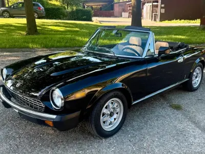 Gebraucht Fiat 124 Spider 105 PS (77 kW) 1982 Schwarz Cabrio