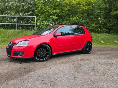 Gebraucht VW Golf V GTI 200 PS (147 kW) 2006 Rot Kleinwagen