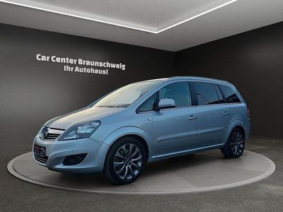 Gebraucht Opel Zafira Innovation 125 PS (91 kW) 2011 Silber Van / Kleinbus