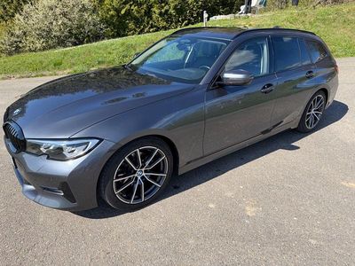 Gebraucht BMW 320 Luxury Line 190 PS (139 kW) 2020 Grau Kombi
