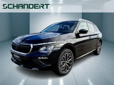 Gebraucht Skoda Kamiq Tour 116 PS (85 kW) 2025 Schwarzmagic perleffekt (schwarz) metallic SUV