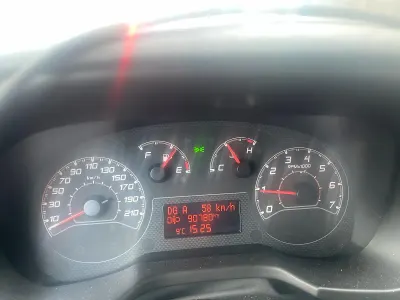 Gebraucht Fiat Fiorino 90 PS (66 kW) 2023 Weiß Van / Kleinbus