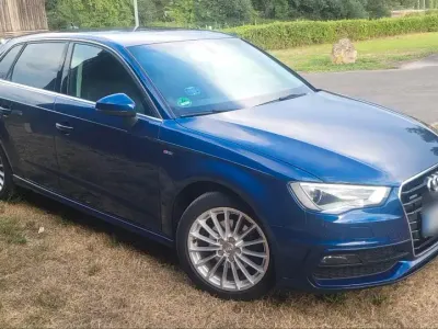 Gebraucht Audi A3 S-Line 150 PS (110 kW) 2013 Blau Limousine