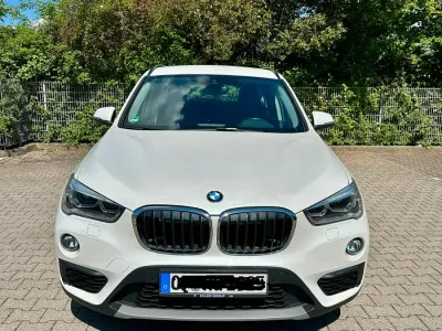 Używany BMW X1 Advantage 192 KM (141 kW) 2019 Biały SUV