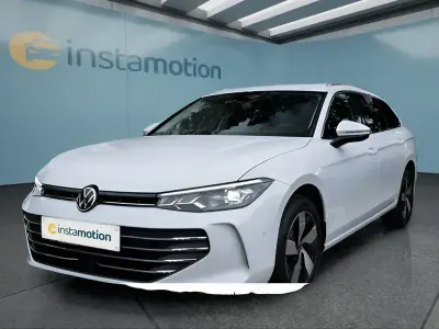Gebraucht VW Passat 150 PS (110 kW) 2025 Weiss Kombi