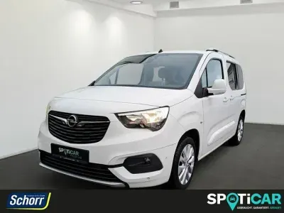 Gebraucht Opel Combo Life Ultimate 131 PS (96 kW) 2020 Weiß Van / Kleinbus