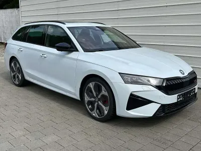Nuova Skoda Octavia RS 265 CV (194 kW) 2026 Bianco Station wagon