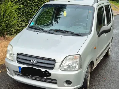 Gebraucht Suzuki Wagon R+ Club 94 PS (69 kW) 2004 Silber Van / Kleinbus