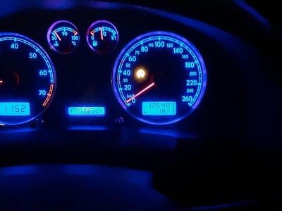 Gebraucht Ford Focus Ghia 109 PS (80 kW) 2008 Silber Limousine