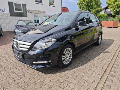 Gebraucht Mercedes B200 156 PS (114 kW) 2014 Schwarz Van / Kleinbus