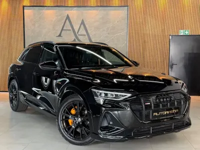Gebraucht Audi e-tron Black Edition 300 kW (408 PS) 2022 Schwarz SUV