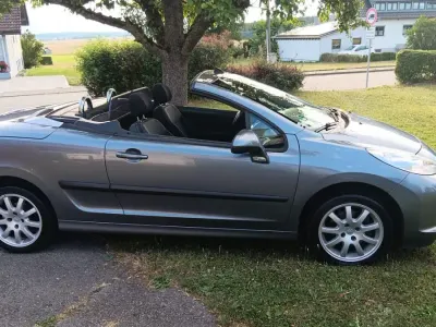 Gebraucht Peugeot 207 CC 88 PS (64 kW) 2008 Grau Cabrio