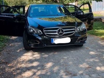 Mercedes E200