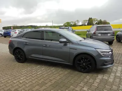 Gebraucht Renault Mégane II Intens 140 PS (102 kW) 2021 Titangraumetallic Limousine