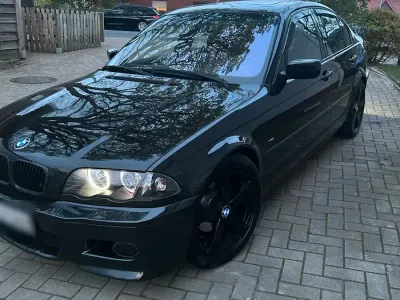 Używany BMW 320 Shadowline 150 KM (110 kW) 1999 Czarny Sedan/Limuzyna