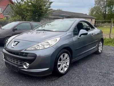 Gebraucht Peugeot 207 CC Sport 120 PS (88 kW) 2008 Grau Cabrio