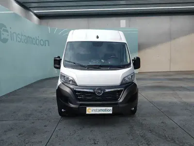 Gebraucht Opel Movano 140 PS (102 kW) 2023 Weiß Van