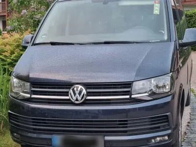 Gebraucht VW Transporter 150 PS (110 kW) 2017 Blau Van