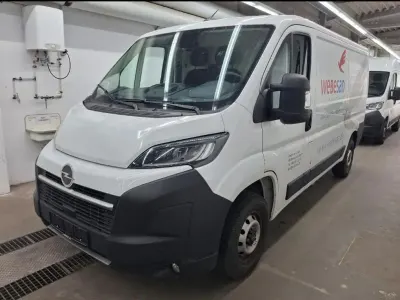 Gebraucht Opel Movano 140 PS (102 kW) 2024 Weiß Van