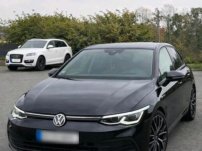 Gebraucht VW Golf VIII 150 PS (110 kW) 2022 Schwarz Kleinwagen