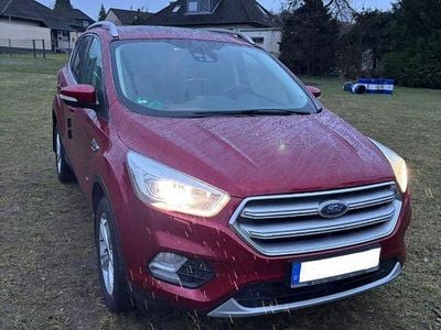 Gebraucht Ford Kuga ST 180 PS (132 kW) 2017 Rot SUV