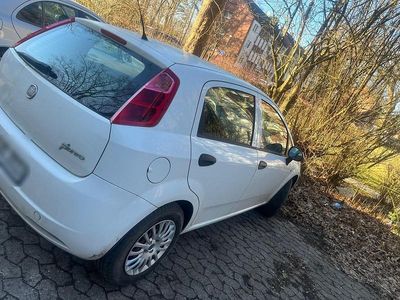 Gebraucht Fiat Punto 48 PS (35 kW) 2009 Weiß Kleinwagen