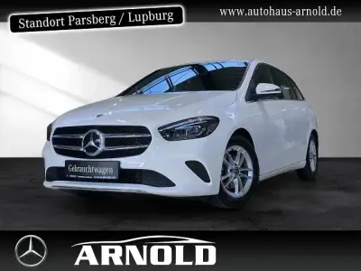 Gebraucht Mercedes B180 Style 136 PS (100 kW) 2020 Weiß (polarweiß) Van / Kleinbus