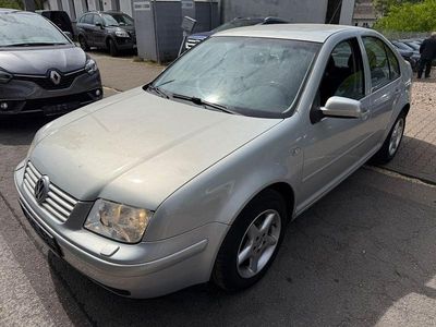 Gebraucht VW Bora Basis 101 PS (74 kW) 2000 Grau Limousine