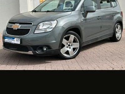 Begagnad Chevrolet Orlando LTZ 163 HK (119 kW) 2011 Grå Minibuss