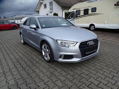 Second-hand Audi A3 S-Line 150 CP (110 kW) 2018 Argintiu Berlinǎ