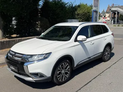 Gebraucht Mitsubishi Outlander Plus 150 PS (110 kW) 2015 Weiß SUV