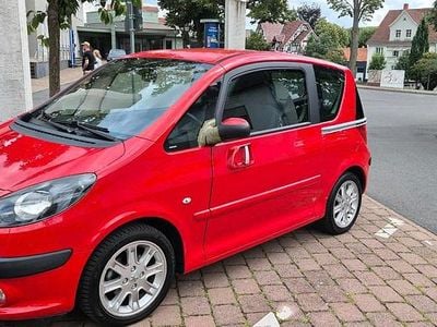 Gebraucht Peugeot 1007 109 PS (80 kW) 2005 Rot Van / Kleinbus