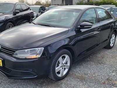 Second-hand VW Jetta Comfortline 160 CP (117 kW) 2011 Negru Berlinǎ