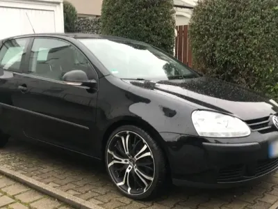 Second-hand VW Golf VI Trendline 80 CP (58 kW) 2008 Negru Hatchback