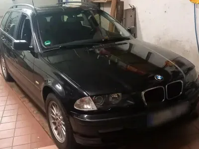Gebraucht BMW 325 192 PS (141 kW) 2001 Schwarz Kombi