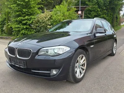 Gebraucht BMW 523 204 PS (150 kW) 2011 Grau Kombi
